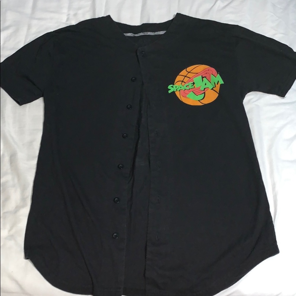 🔥SPACE JAM BASEBALL SHIRT SIZE SMALL!!
